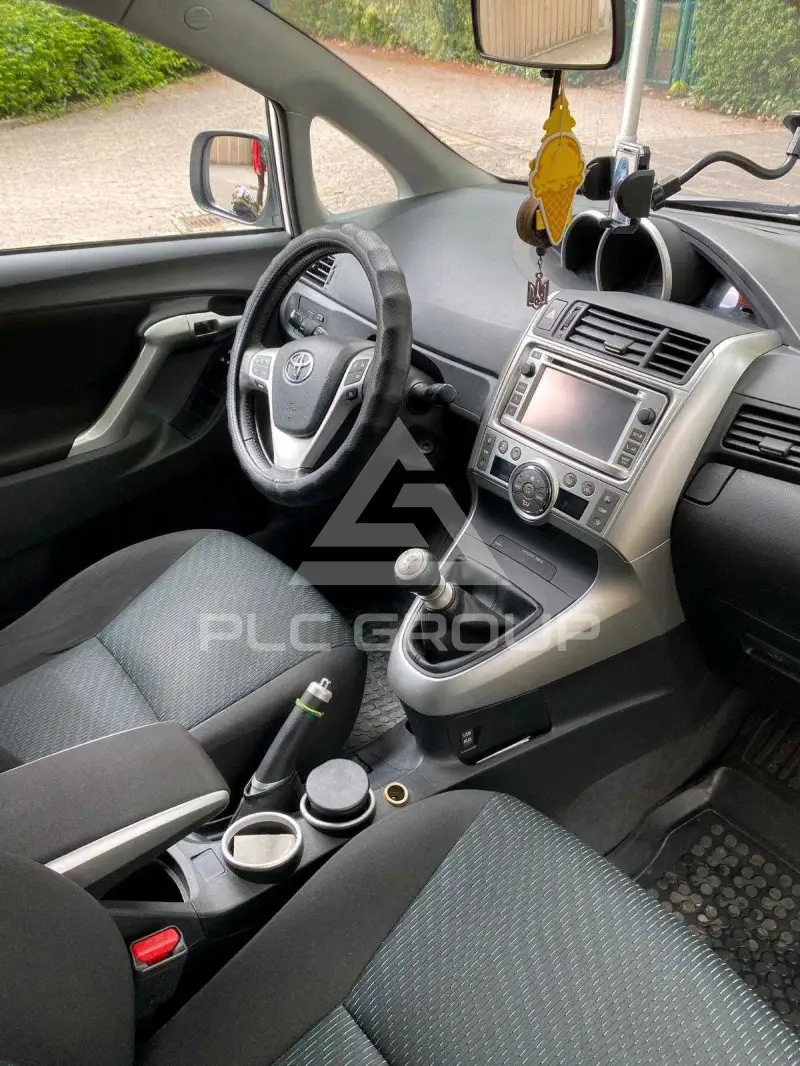 2012 Toyota VERSO