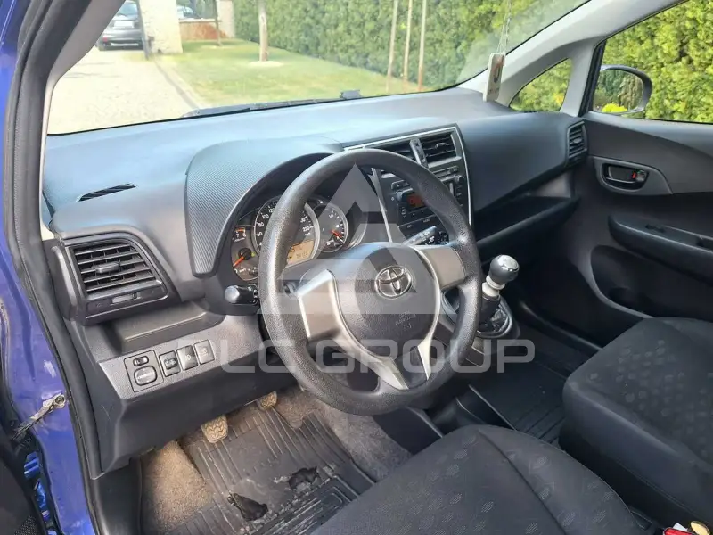2012 Toyota VERSO