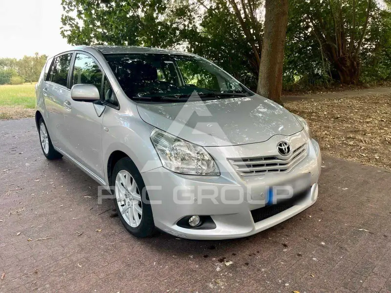 2012 Toyota VERSO