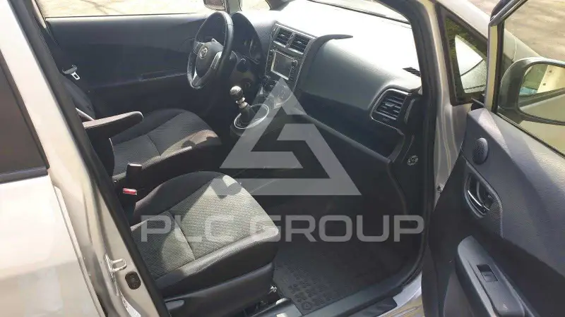 2012 Toyota VERSO