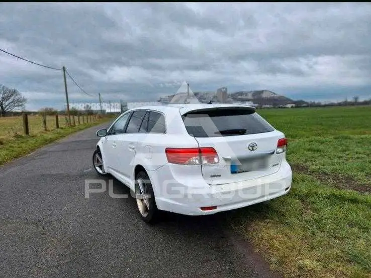 2012 Toyota Avensis