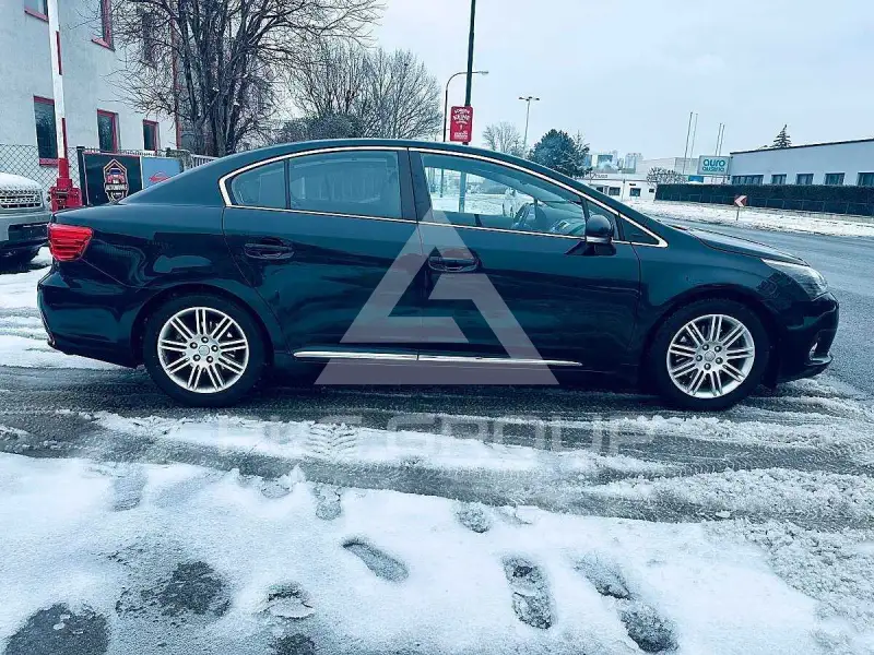 2012 Toyota Avensis