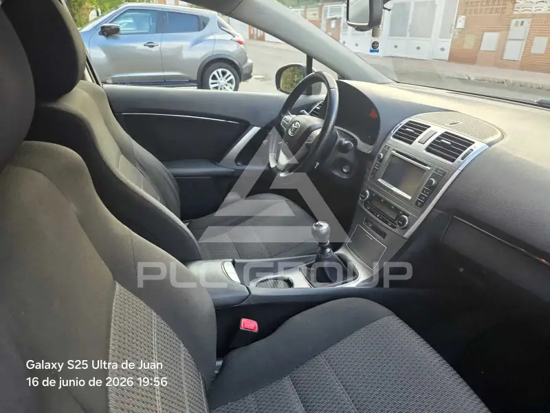 2012 Toyota Avensis