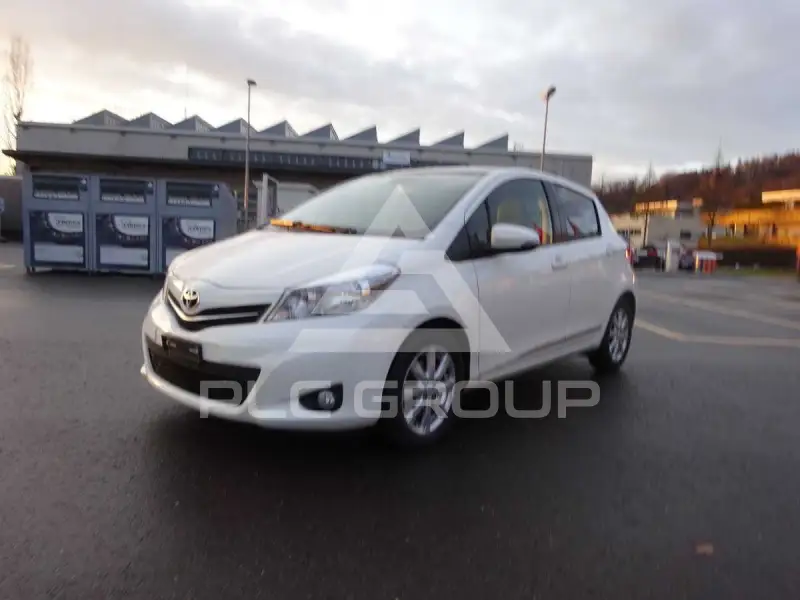 2012 Toyota YARIS