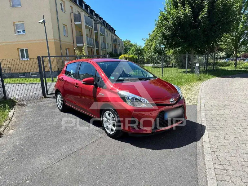 2012 Toyota YARIS