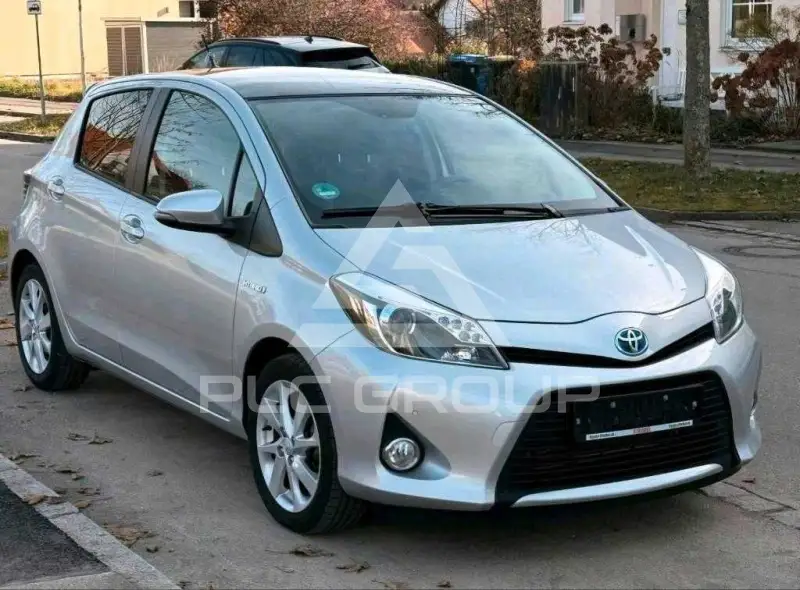 2012 Toyota YARIS