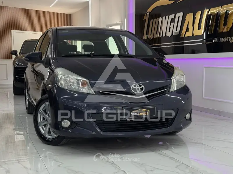 2012 Toyota YARIS