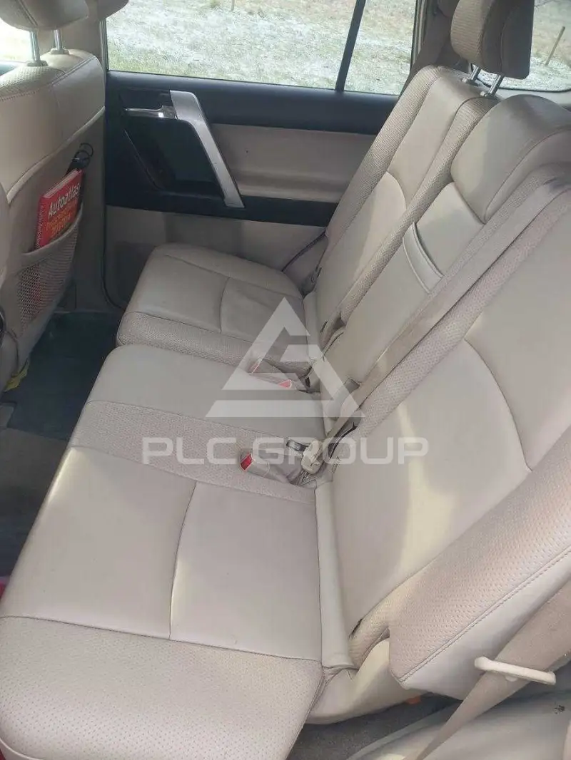 2012 Toyota LAND CRUISER