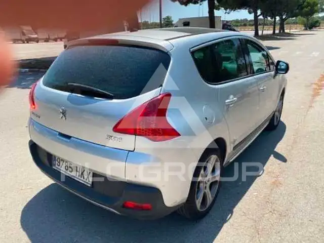 2012 Peugeot 3008
