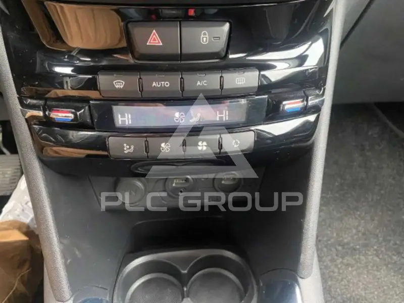 2012 Peugeot 208