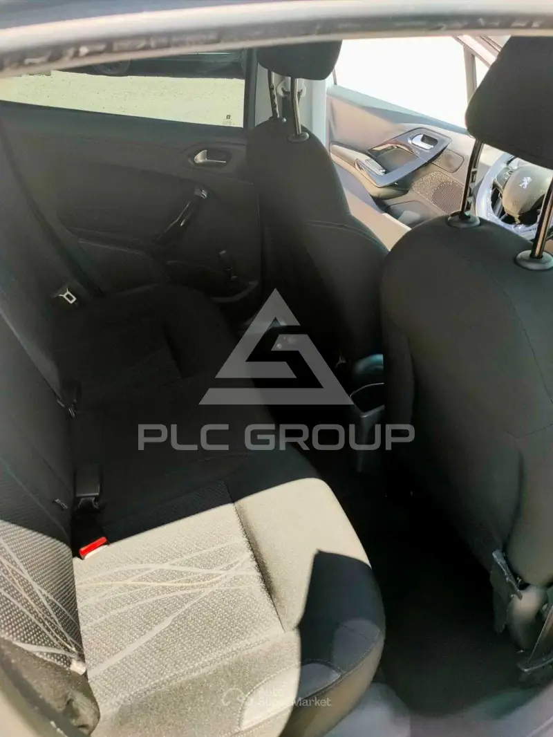2012 Peugeot 208
