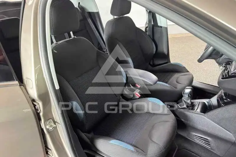 2012 Peugeot 208