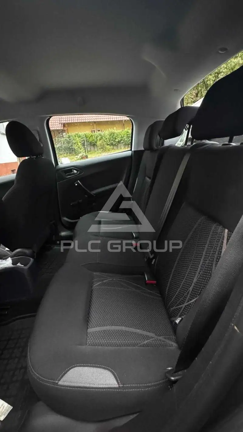 2012 Peugeot 208