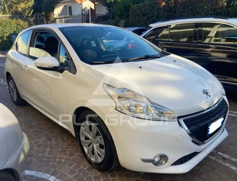 2012 Peugeot 208