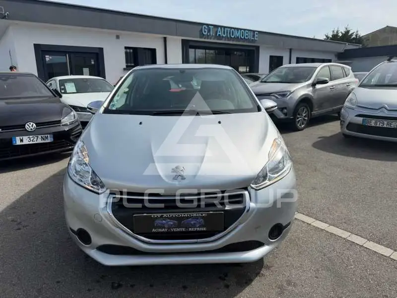 2012 Peugeot 208