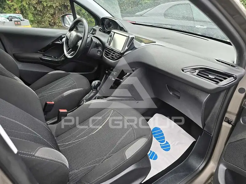 2012 Peugeot 208