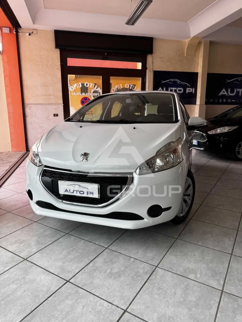 2012 Peugeot 208