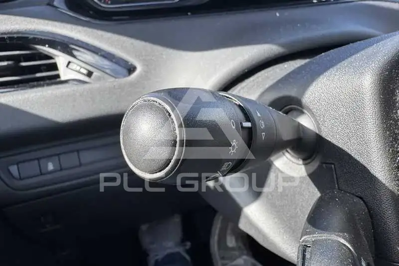 2012 Peugeot 208