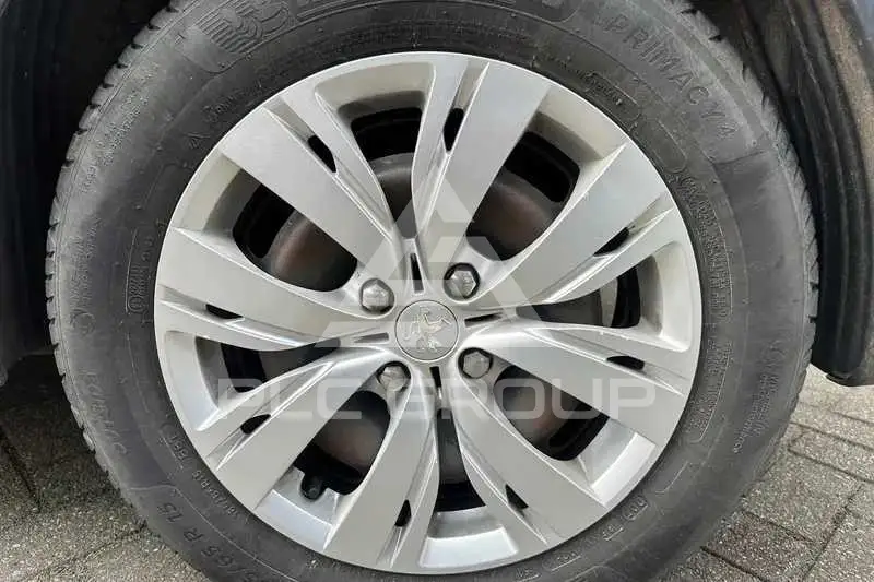 2012 Peugeot 208