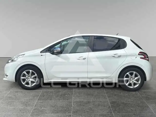 2012 Peugeot 208