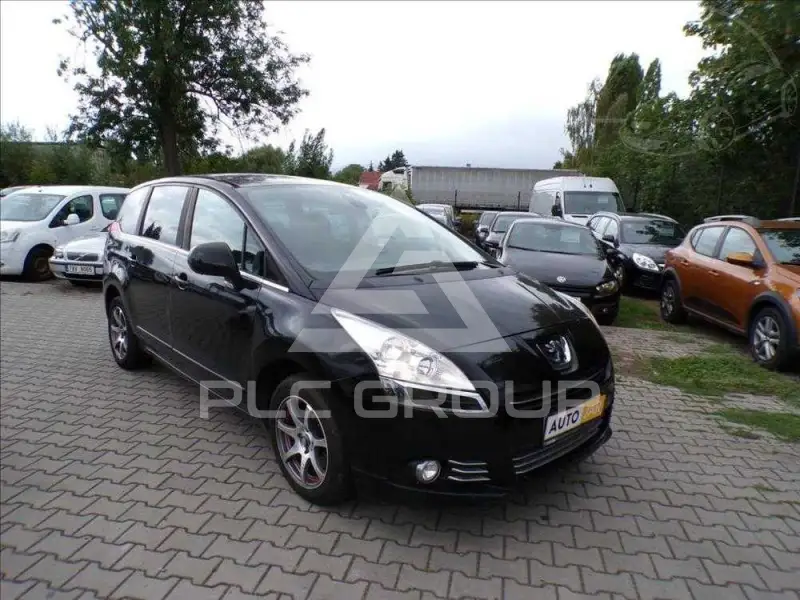 2012 Peugeot 5008