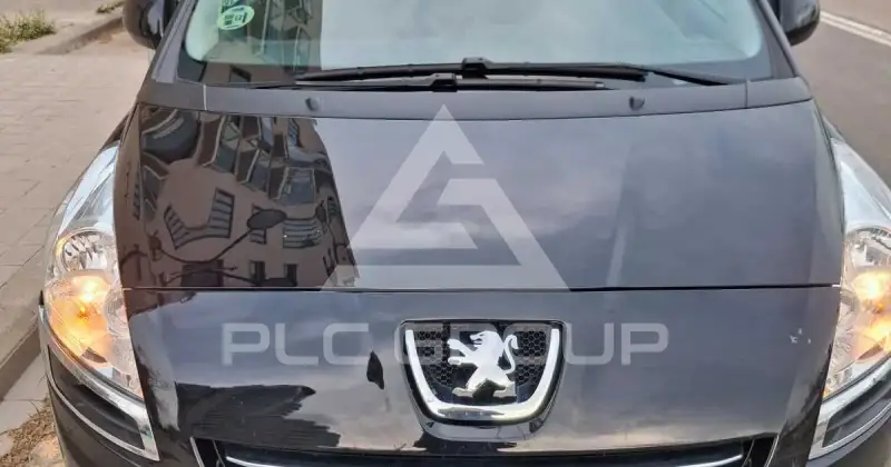 2012 Peugeot 5008