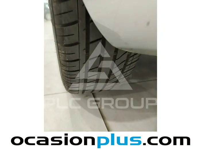 2012 Peugeot 5008