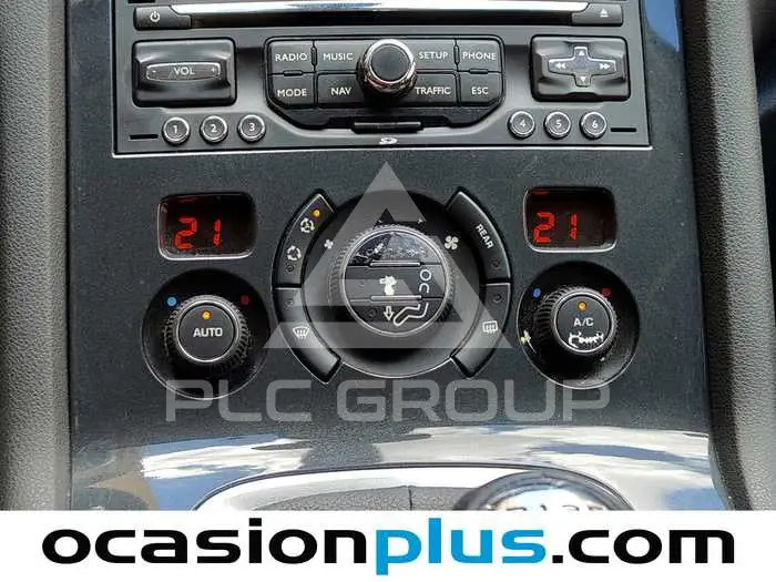 2012 Peugeot 5008