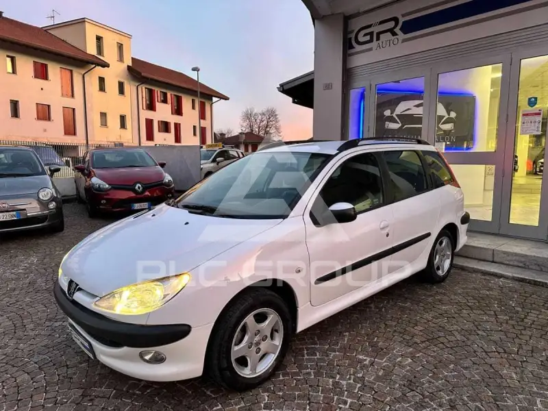 2012 Peugeot 206