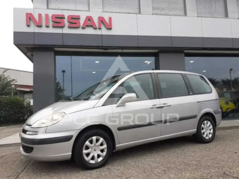 2012 Peugeot 807