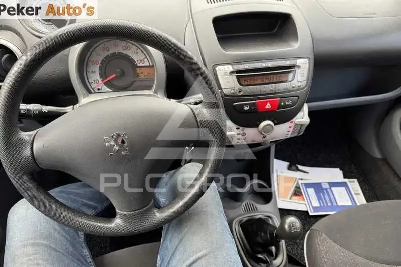 2012 Peugeot 107