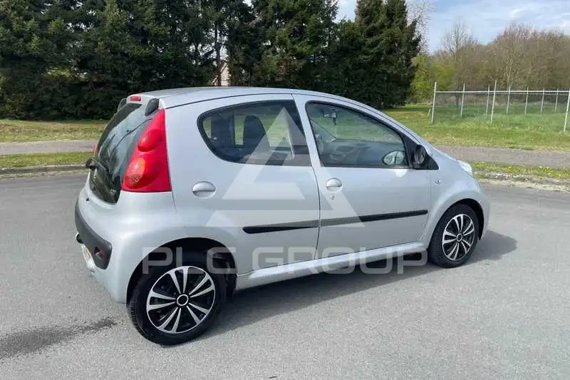 2012 Peugeot 107
