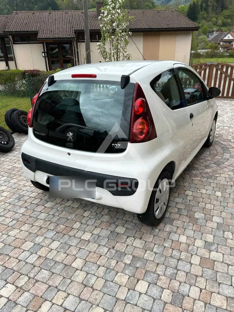 2012 Peugeot 107