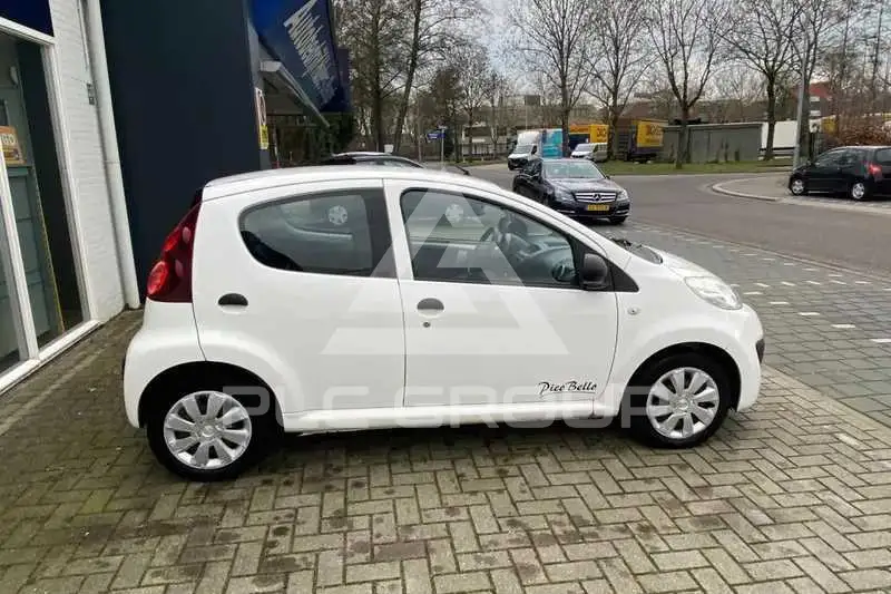 2012 Peugeot 107