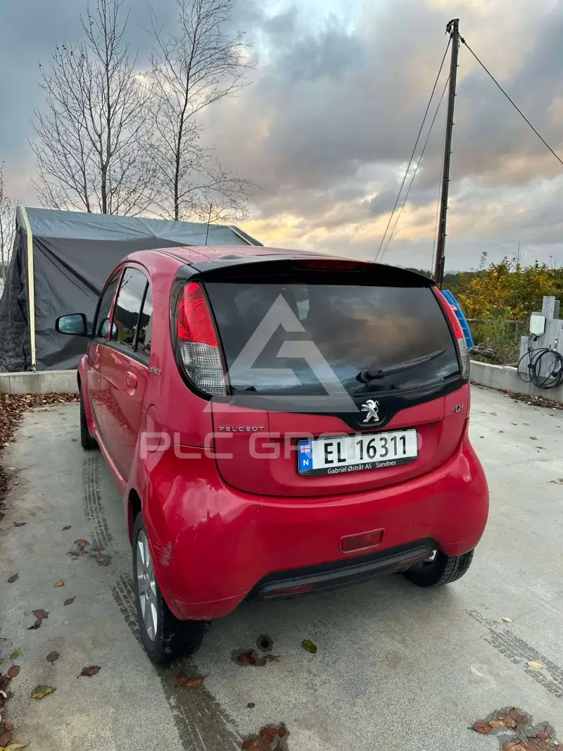 2012 Peugeot iOn