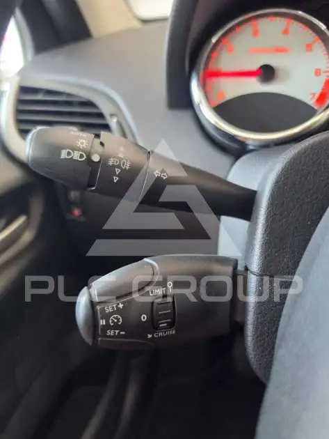 2012 Peugeot 207
