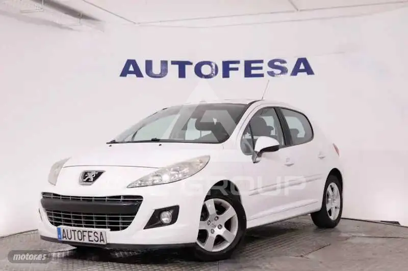 2012 Peugeot 207