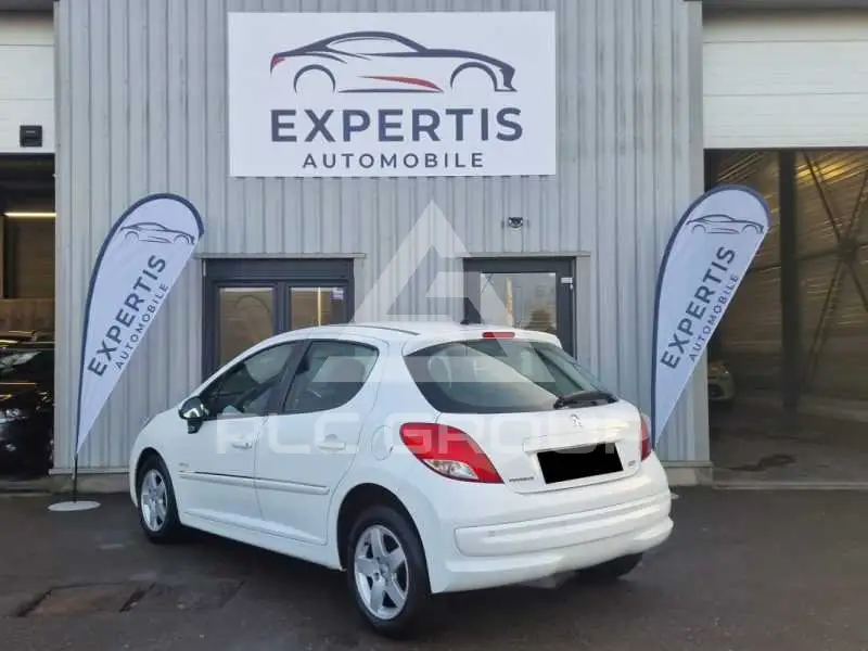 2012 Peugeot 207