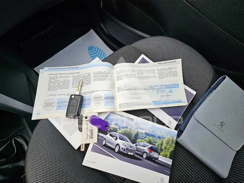 2012 Peugeot 207