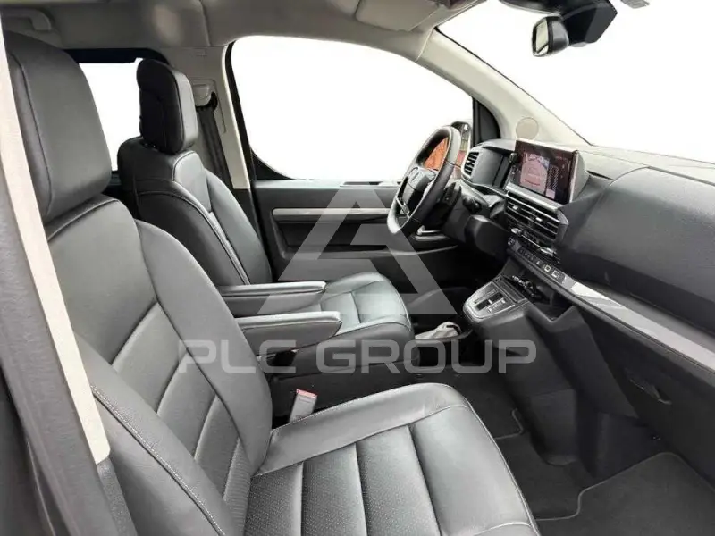 2012 Peugeot Traveller