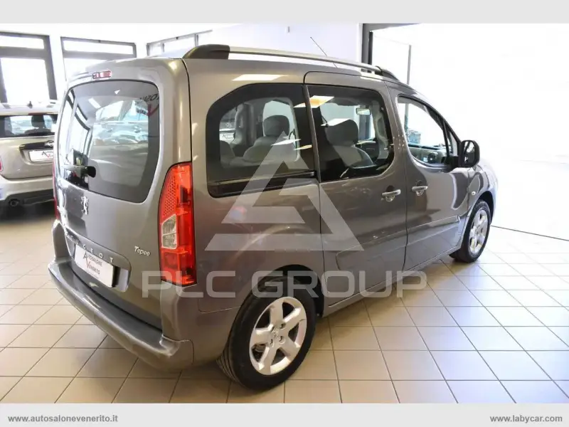 2012 Peugeot Partner