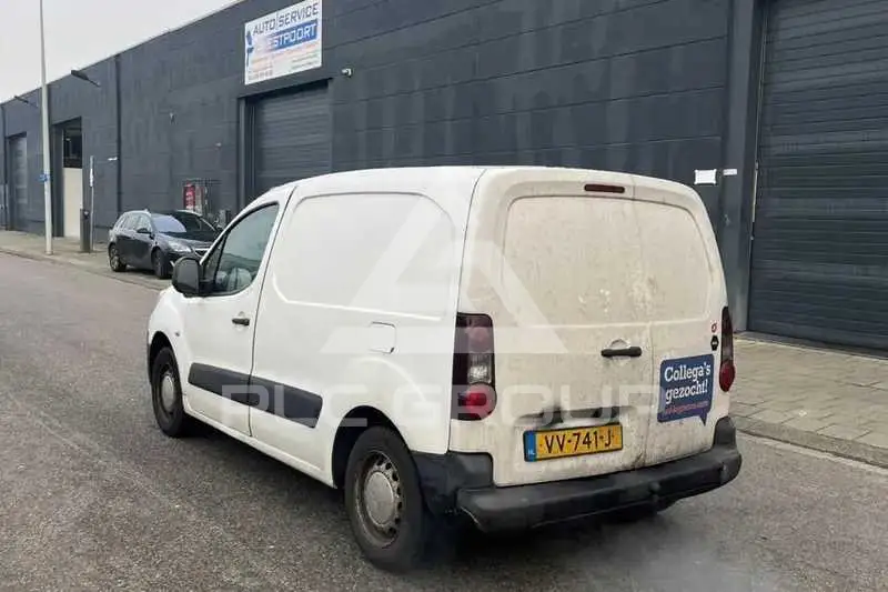 2012 Peugeot Partner