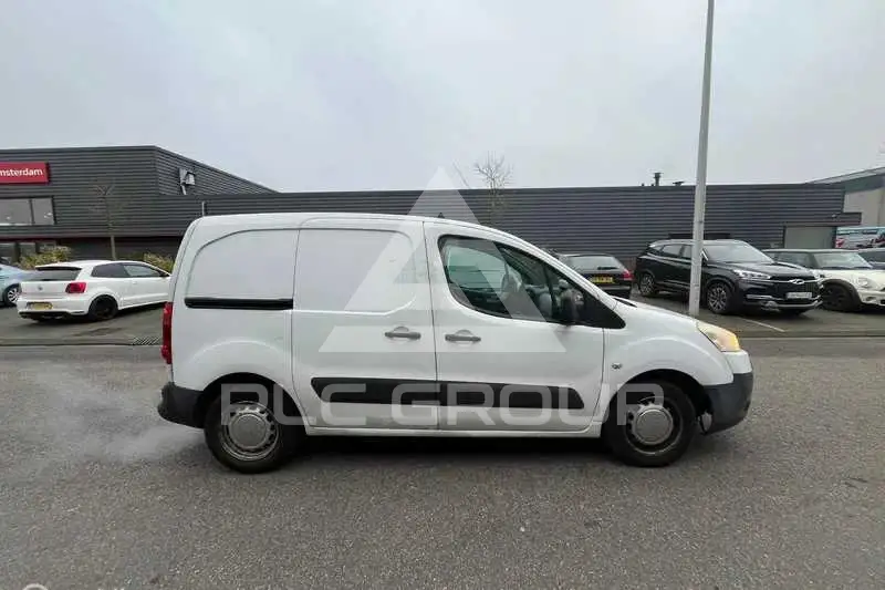 2012 Peugeot Partner