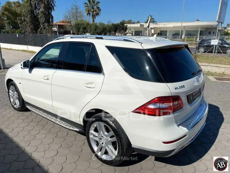 2012 Mercedes Benz Glb