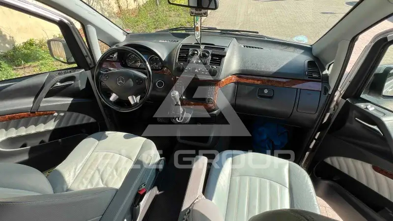 2012 Mercedes Benz Viano