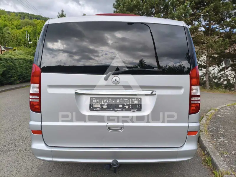 2012 Mercedes Benz Viano