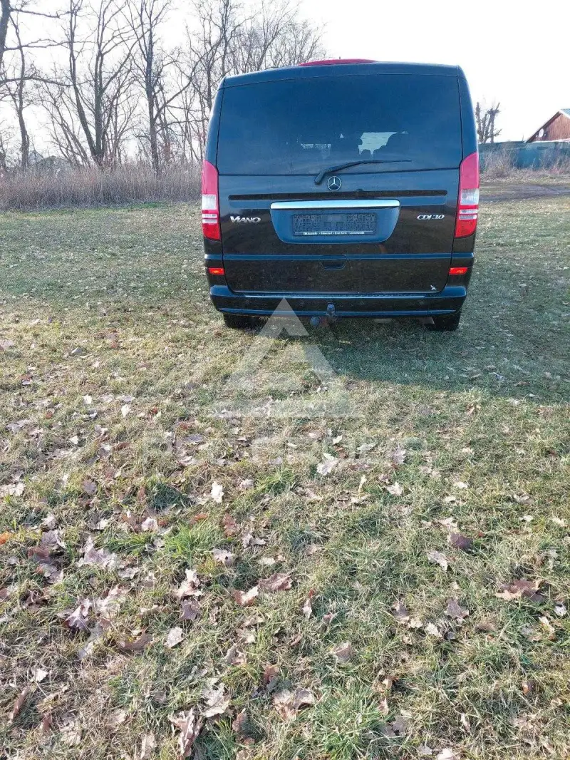 2012 Mercedes Benz Viano