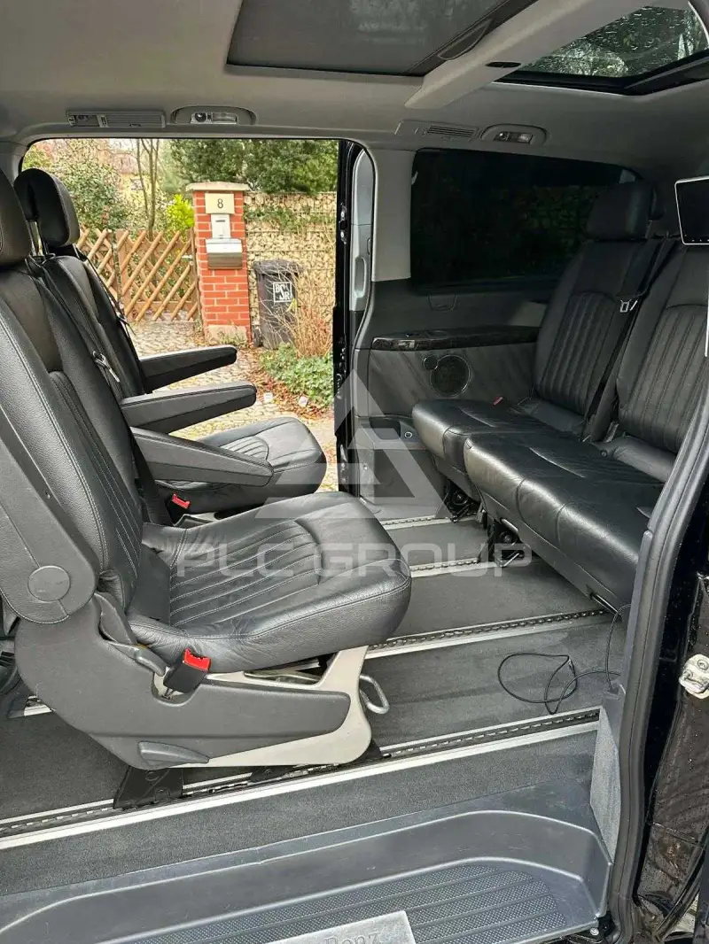 2012 Mercedes Benz Viano