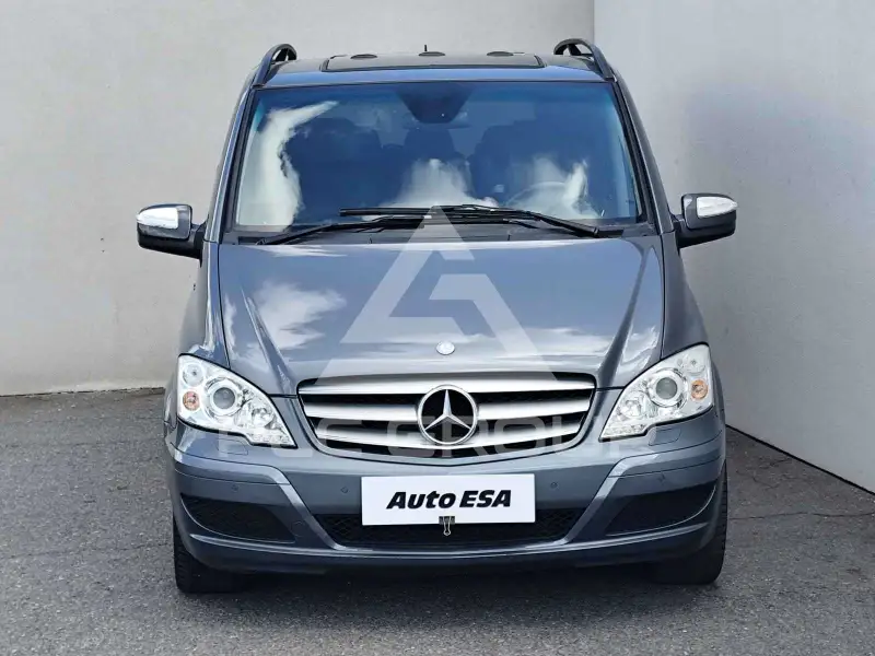 2012 Mercedes Benz Viano