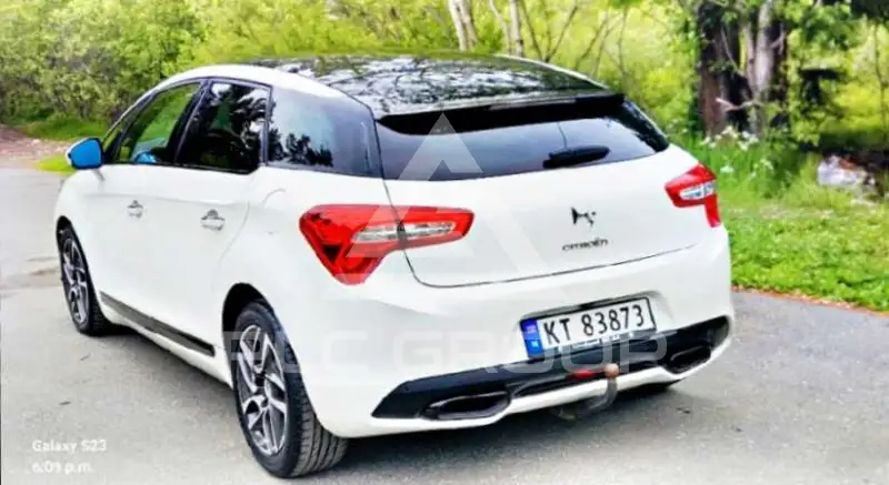 2012 Citroen DS5